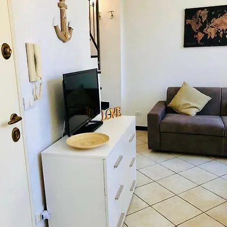 Like - Piazza Bresca Apartment